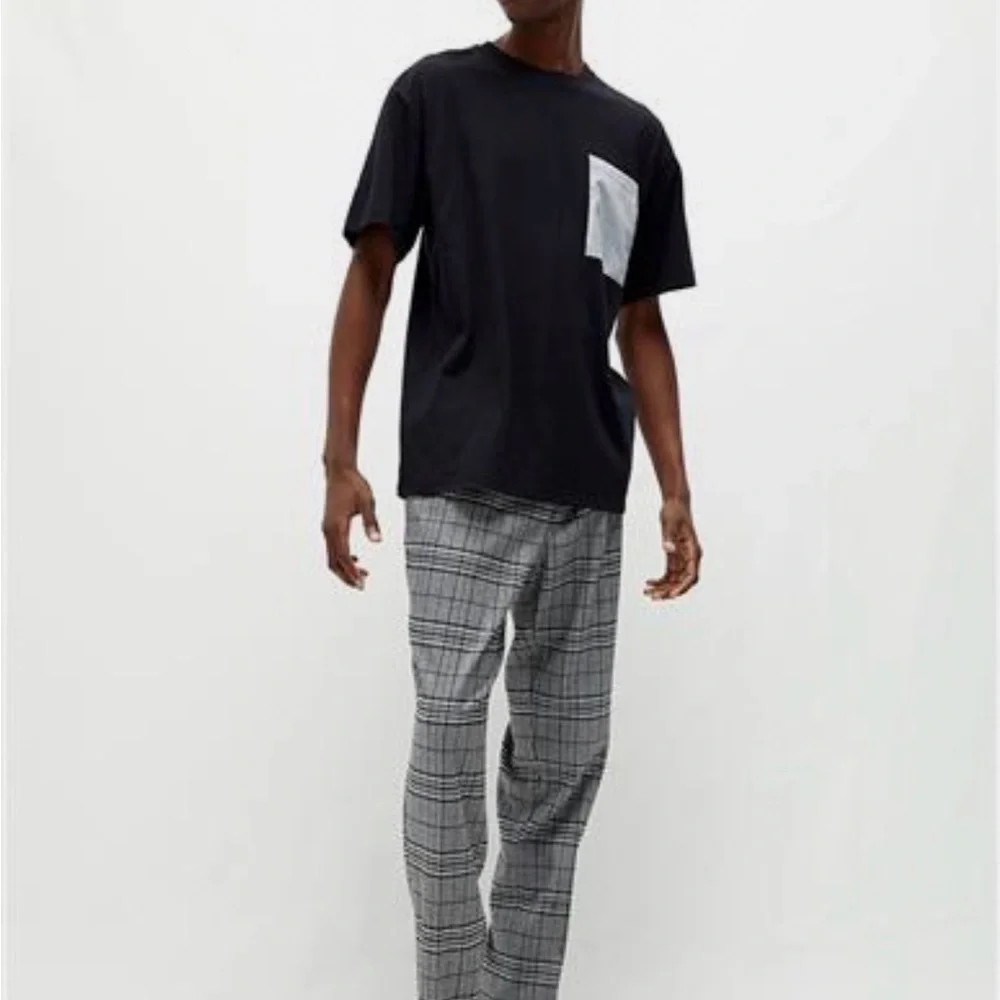 PS Basics Bono Nylon Pocket T-Shirt - Picture 3 of 5